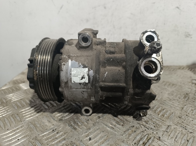 Compressor de ar condicionado para Opel Corsa D (S07) (2006-2014) Z 12 XEP 55703721