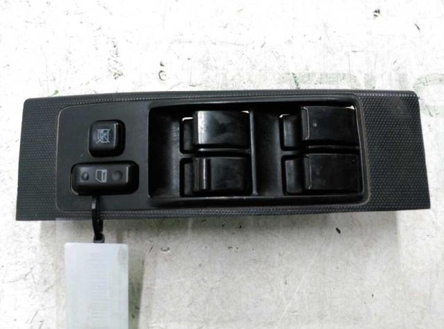 TOYOTA 557810F010 в наличии Чернигов