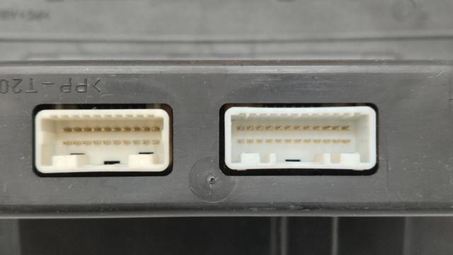 Unidade de controlo dos modos de aquecimento/condicionamento Toyota Corolla R10