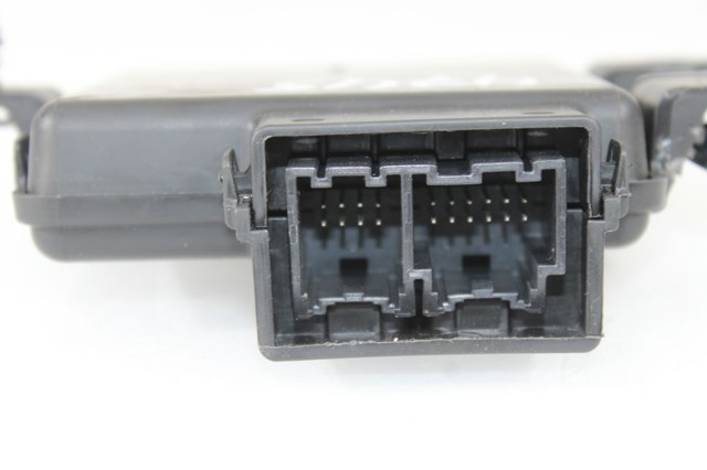 56040696AC CHRYSLER купить в Львов