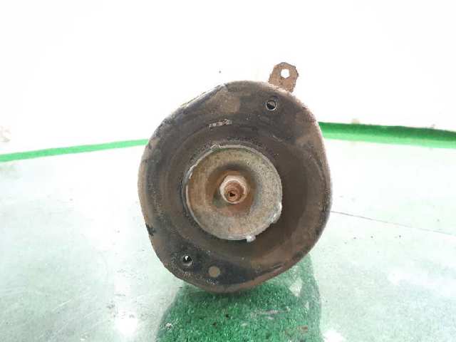 NISSAN 561102F025 Амортизатор передний в наличии Ирпень