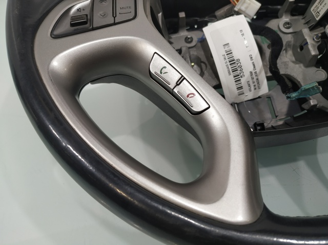 HYUNDAI 561102Y7509P Руль в наличии Одесса