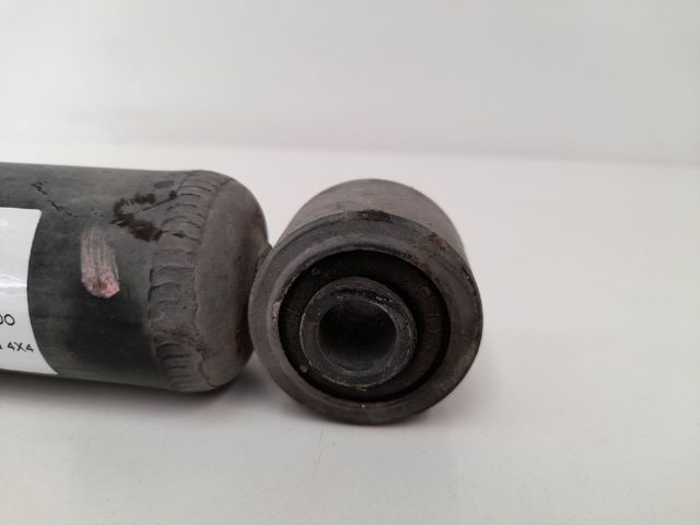 561103S560 NISSAN Амортизатор передний купить в Киев