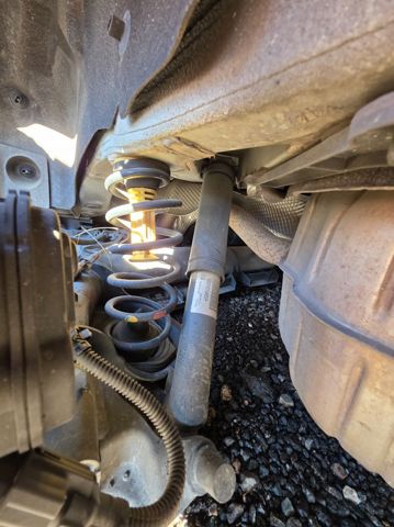 562100333R RENAULT Амортизатор задний купить в Черновцы