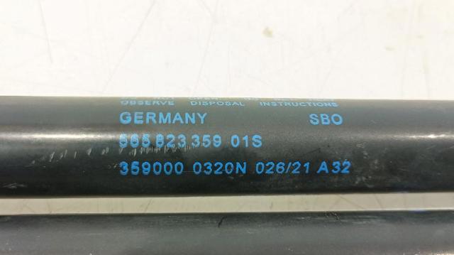 VAG 565823359 Амортизатор капота в наличии Николаев