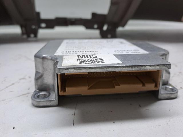 569002E200Z9 Подушка безопасности (AIRBAG) водительская купить Кривой Рог