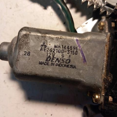 5713A018 MITSUBISHI Механизм стеклоподъемника двери передней правой купить в Житомир