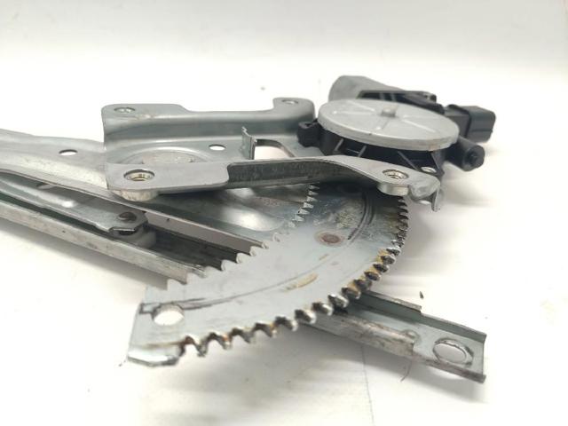 Mecanismo de acionamento de vidro da porta dianteira esquerda Mitsubishi Outlander CWW