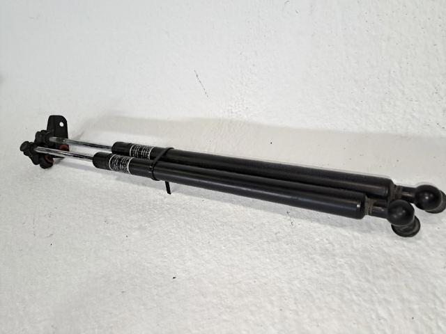 Amortecedor da capota Subaru Impreza 3 GH