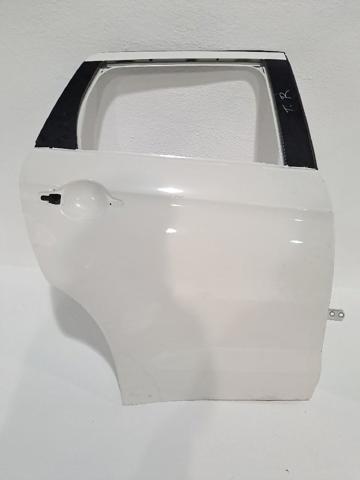 Porta traseira direita 5730A978 Mitsubishi