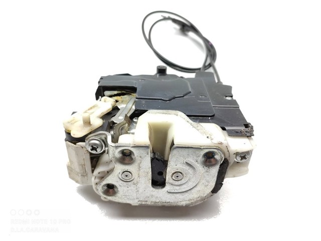 MITSUBISHI 5745A276 Замок двери задней правой в наличии Ровно