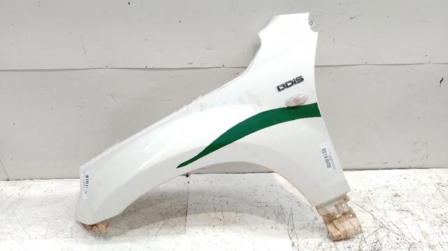 Pára-lama dianteiro esquerdo 5771065J10 SUZUKI