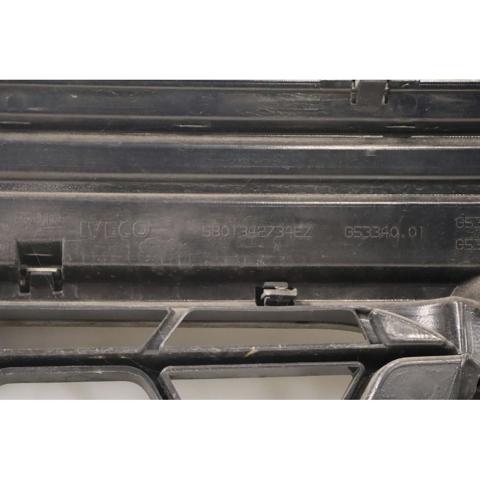 IVECO 5801342732 Решетка радиатора в наличии Винница
