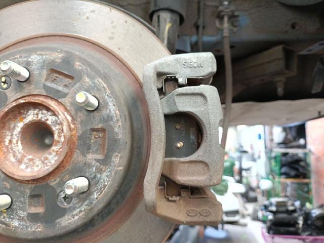 HYUNDAI 581621H000 Направляющая суппорта переднего нижняя в наличии Ровно