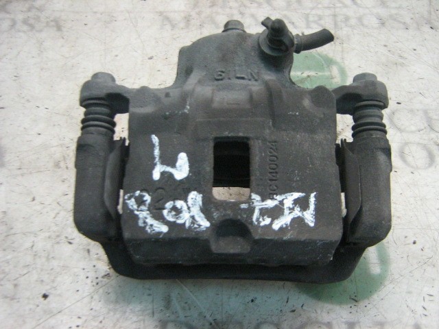 HYUNDAI 5818029A10 Суппорт тормозной передний левый в наличии Черкассы
