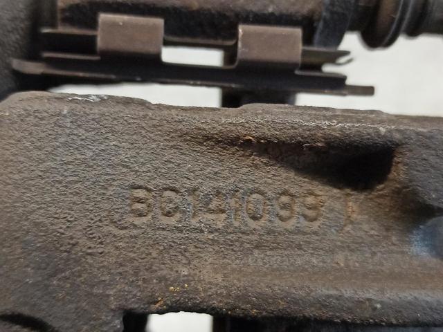 582303K050 HYUNDAI Суппорт задний правый купить в Черкассы