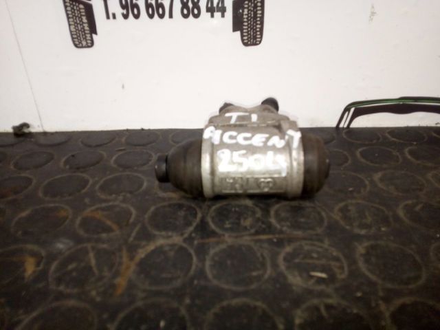 HYUNDAI 5838022000 Цилиндр тормозной колесный рабочий задний в наличии Киев