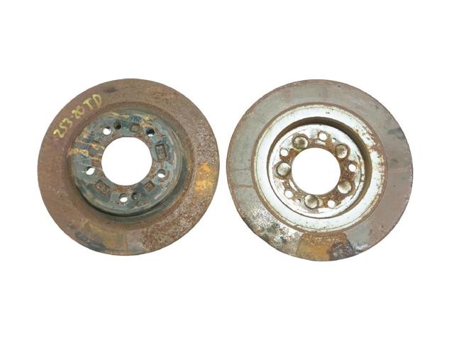 Disco do freio traseiro 584113V500 HYUNDAI