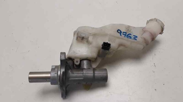 Cilindro mestre do freio KIA Carens 3