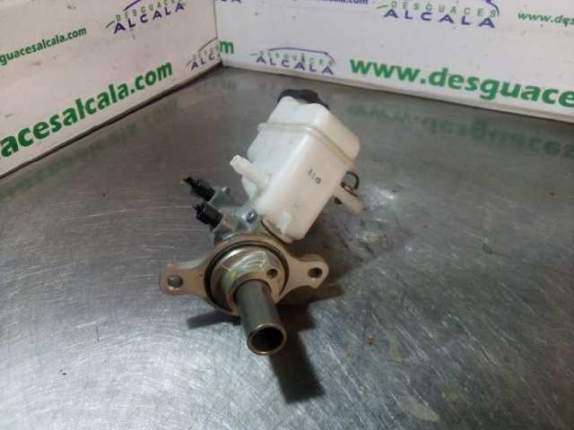 Cilindro mestre do freio KIA Carens 3