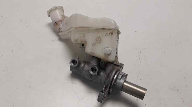 Cilindro mestre do freio KIA Carens 3