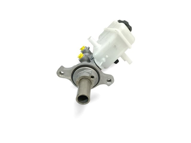 Cilindro mestre do freio KIA Carens 3