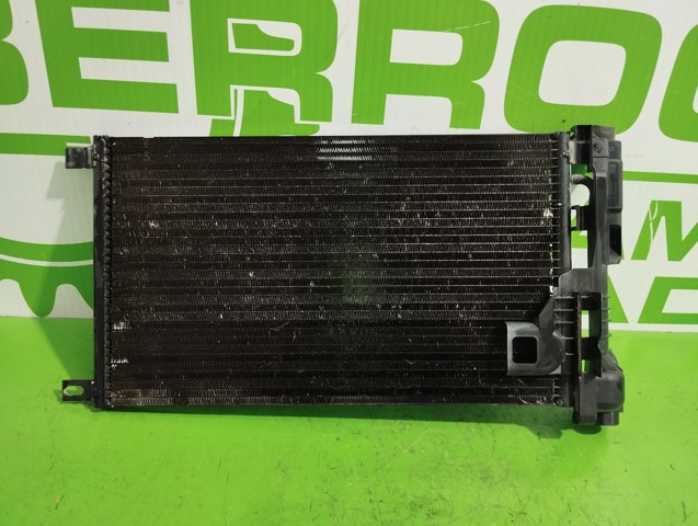 Condensador de ar condicionado / radiador para BMW X3 Xdrive 25 i N52B25A 58572810