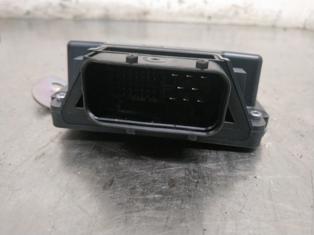 597903Z550 HYUNDAI купить в Харьков