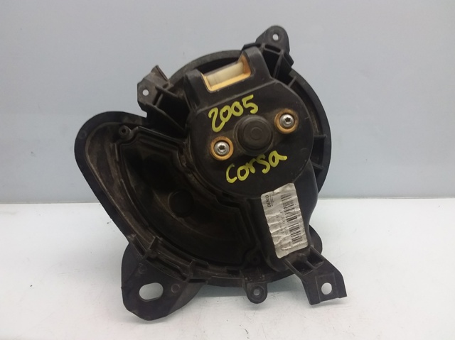 Motor de aquecimento para Opel Corsa D (S07) (2006-2014) 1.3 CDTI (L08,L68) Z13DTH 5D3330100