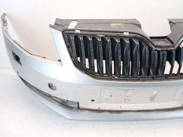 Pára-choque dianteiro Skoda Octavia 5E3, NL3, NR3