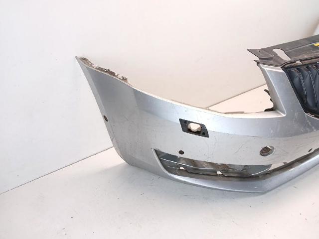 Pára-choque dianteiro Skoda Octavia 5E3, NL3, NR3