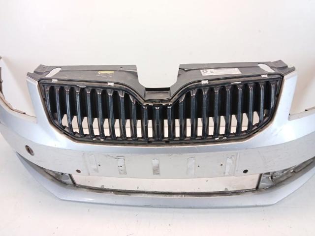 Pára-choque dianteiro Skoda Octavia 5E3, NL3, NR3