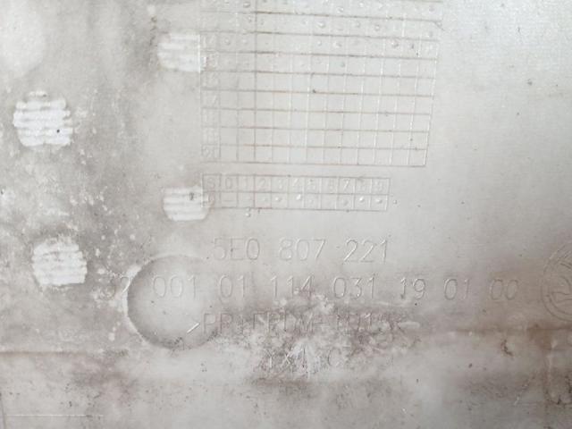 Pára-choque dianteiro Skoda Octavia 5E3, NL3, NR3