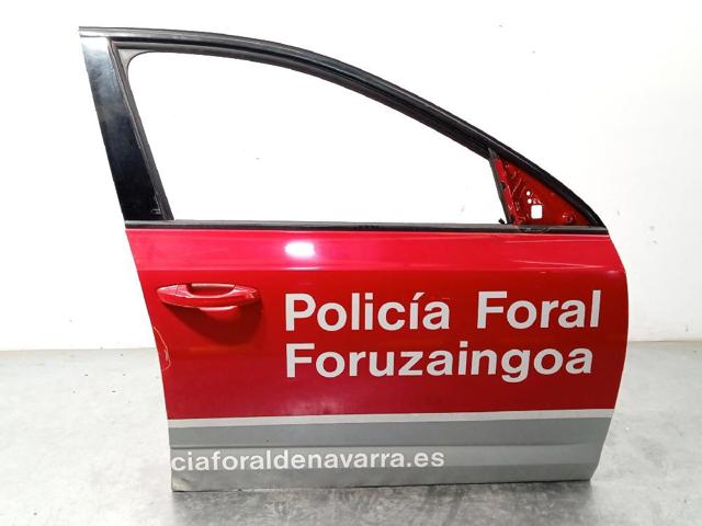 Porta dianteira direita 5E0831052B VAG/Skoda