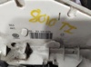 Fecho da porta traseira esquerda 5E0839015A VAG