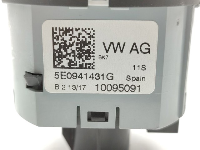 VAG 5E0941431G в наличии Украина