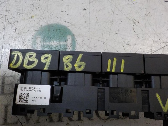 5E1927132MWHS VAG Кнопка блокировки дверей купить в Львов