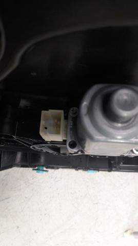 Mecanismo de acionamento de vidro da porta dianteira esquerda Skoda Octavia NX3, NN3, PV3