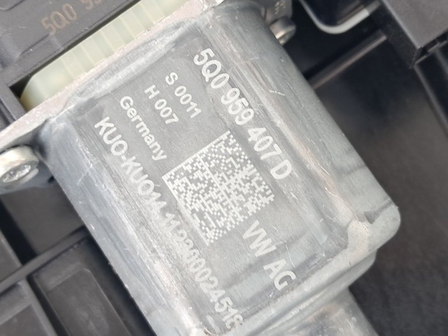 VAG 5E3839461 в наличии Ужгород