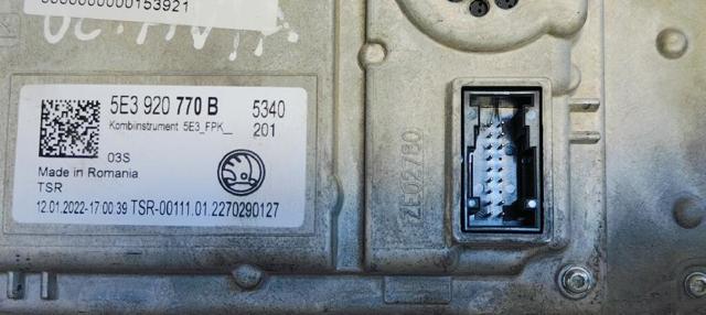 VAG 5E3920770B Панель приборов в наличии Сумы