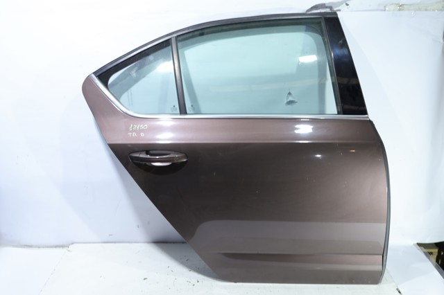 VAG 5E5833056B Дверь задняя правая в наличии Павлоград