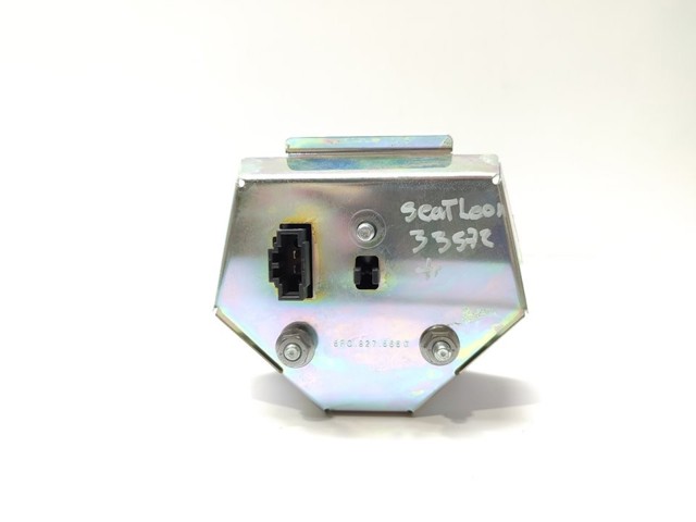VAG 5F0827565C Ручка крышки багажника (двери 3/5-й задней) наружная в наличии Чернигов