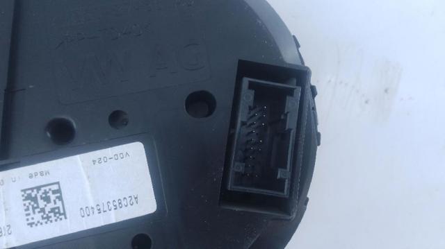 VAG 5F0920860H Приборная доска (щиток приборов) в наличии Львов