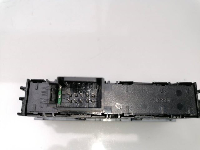 5F0927137F VAG купить в Чернигов