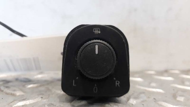 5F0959565D Регулятор зеркал купить Ирпень
