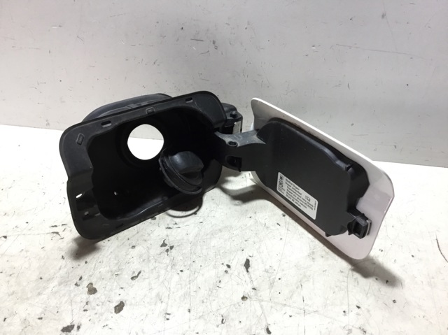 VAG 5F4809905F Лючок бензобака в наличии Полтава
