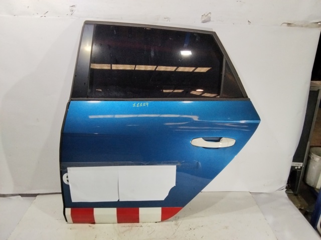 VAG 5F9833055 Дверь задняя левая в наличии Николаев