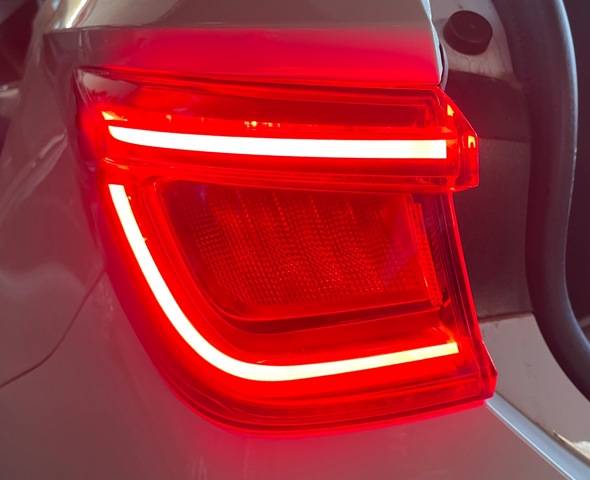 VAG 5FA945207C Фонарь задний левый внешний в наличии Ровно