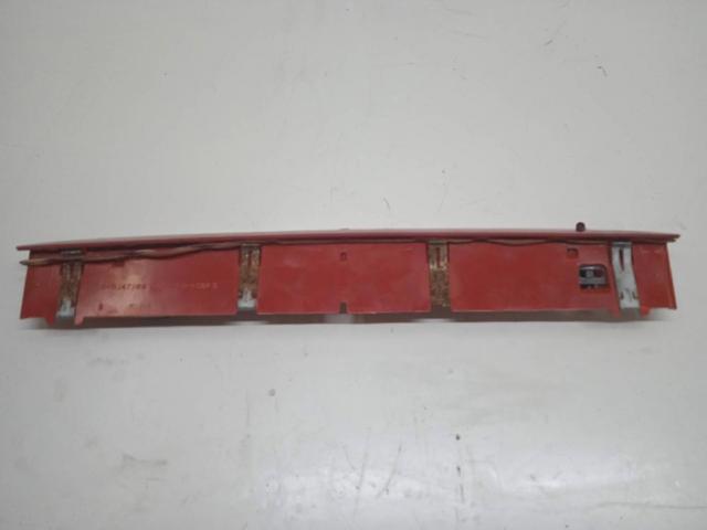 Sinal de parada traseiro adicional Volkswagen Golf 521