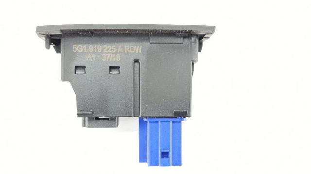 5G0953509A VAG Кнопка включения аварийного сигнала купить в Павлоград